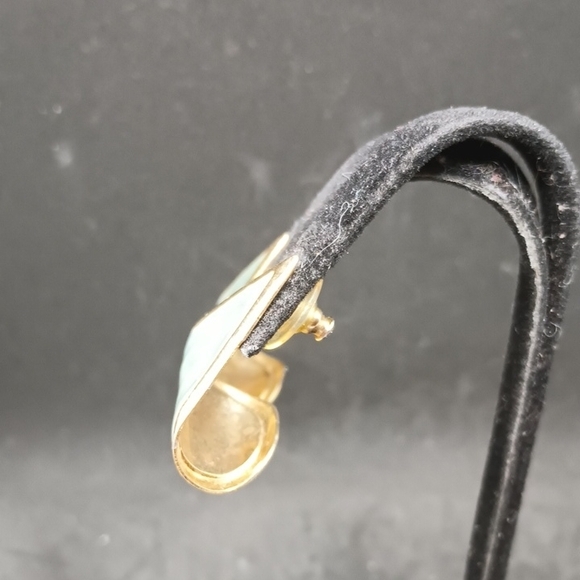 Vintage Green and Gold Geometric Earrings - Picture 2 of 3